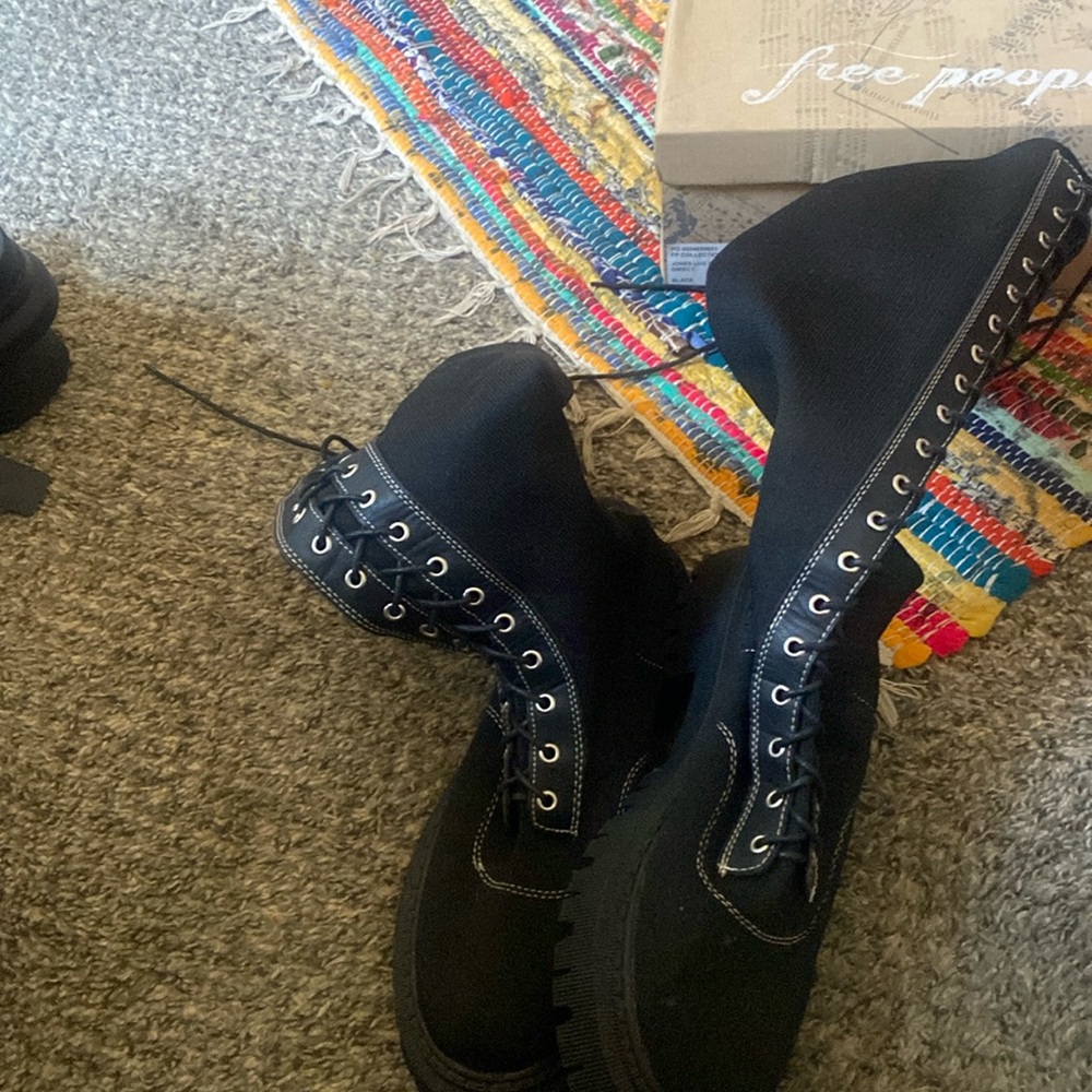 Lace up boots very new